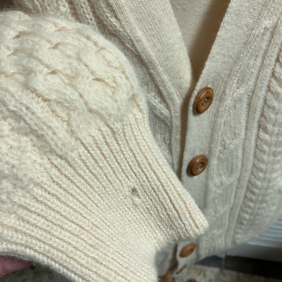 Vintage Chunky Pure Wool Sweater Cardigan Leather Buttons Made in New Zealand - Picture 4 of 8
